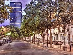 Enjoy Hostel Paris 0*,  France