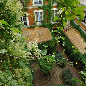 Apartment Les Patios Du Marais 2, Paris