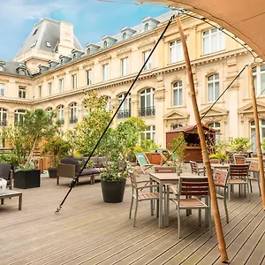 4* Hotel Crowne Plaza République, An Ihg