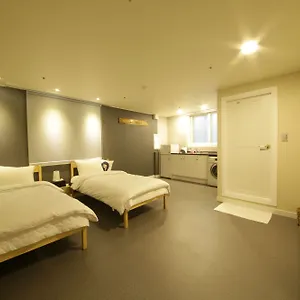 hostel-familie-station.busan-hotelsweb.com/