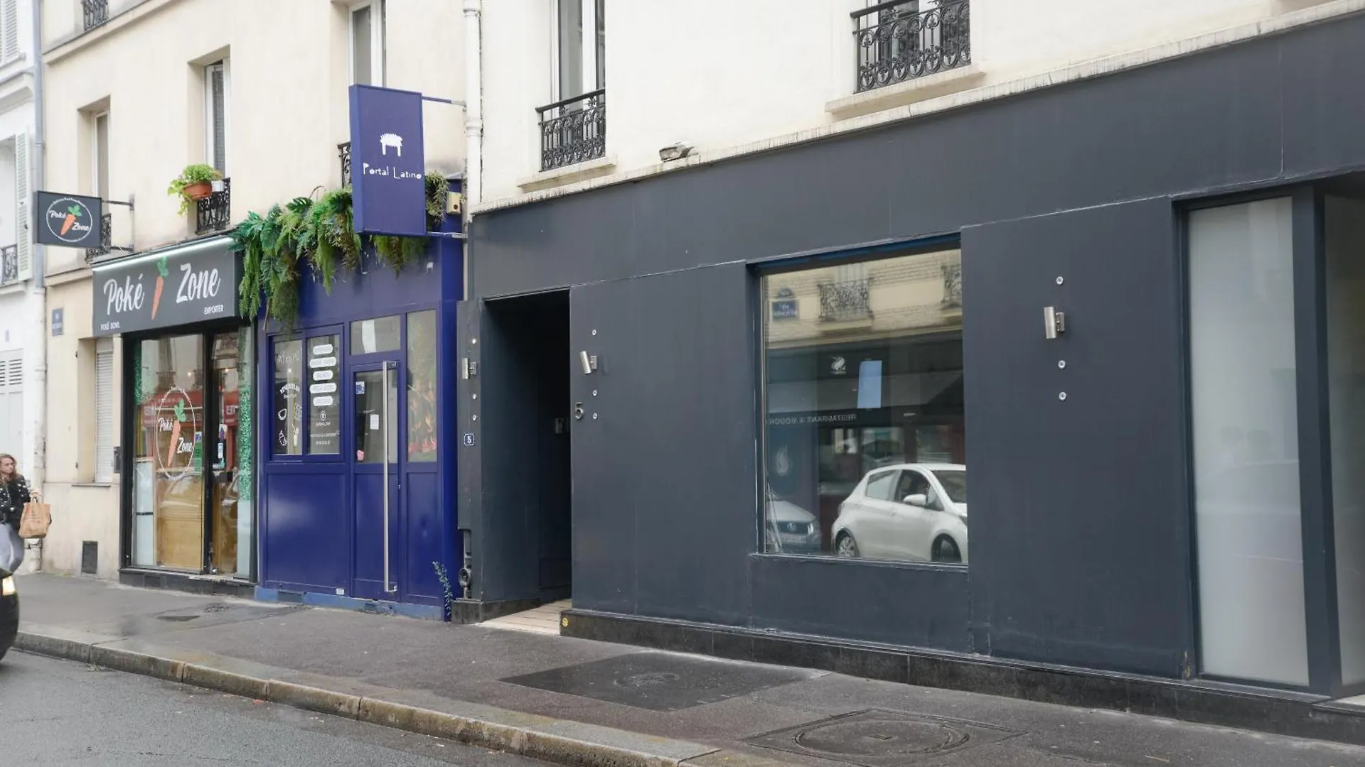 Enjoy Hostel Paris 0*,  France