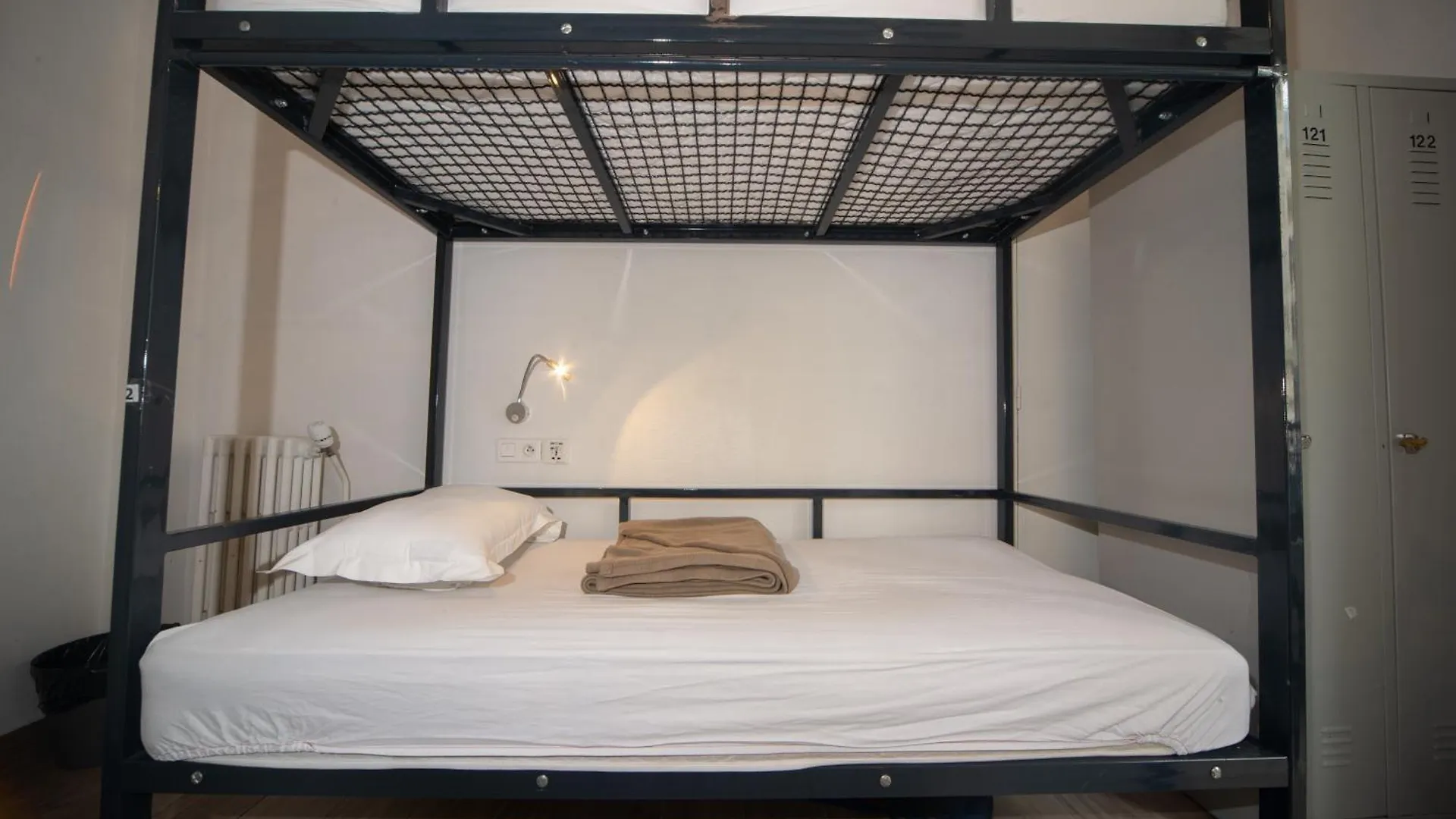 Enjoy Hostel Paris
