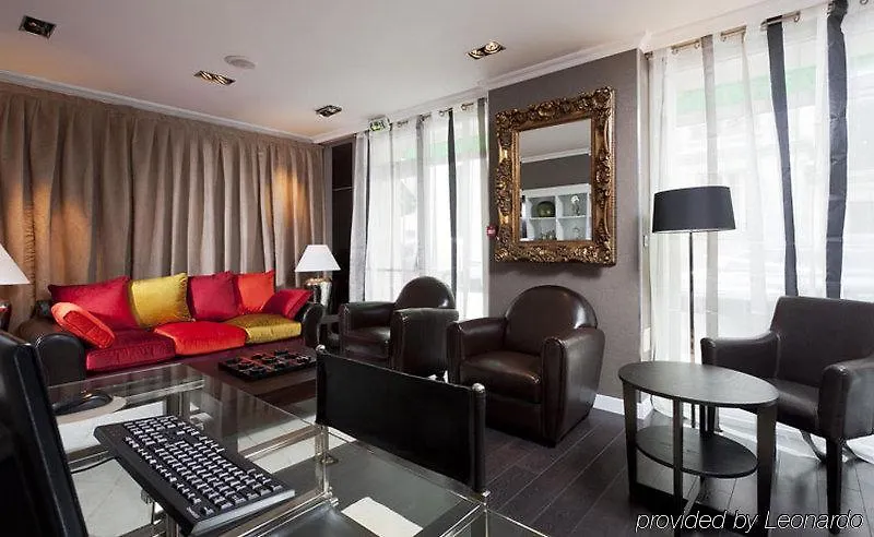 Enjoy Hostel Paris 0*,