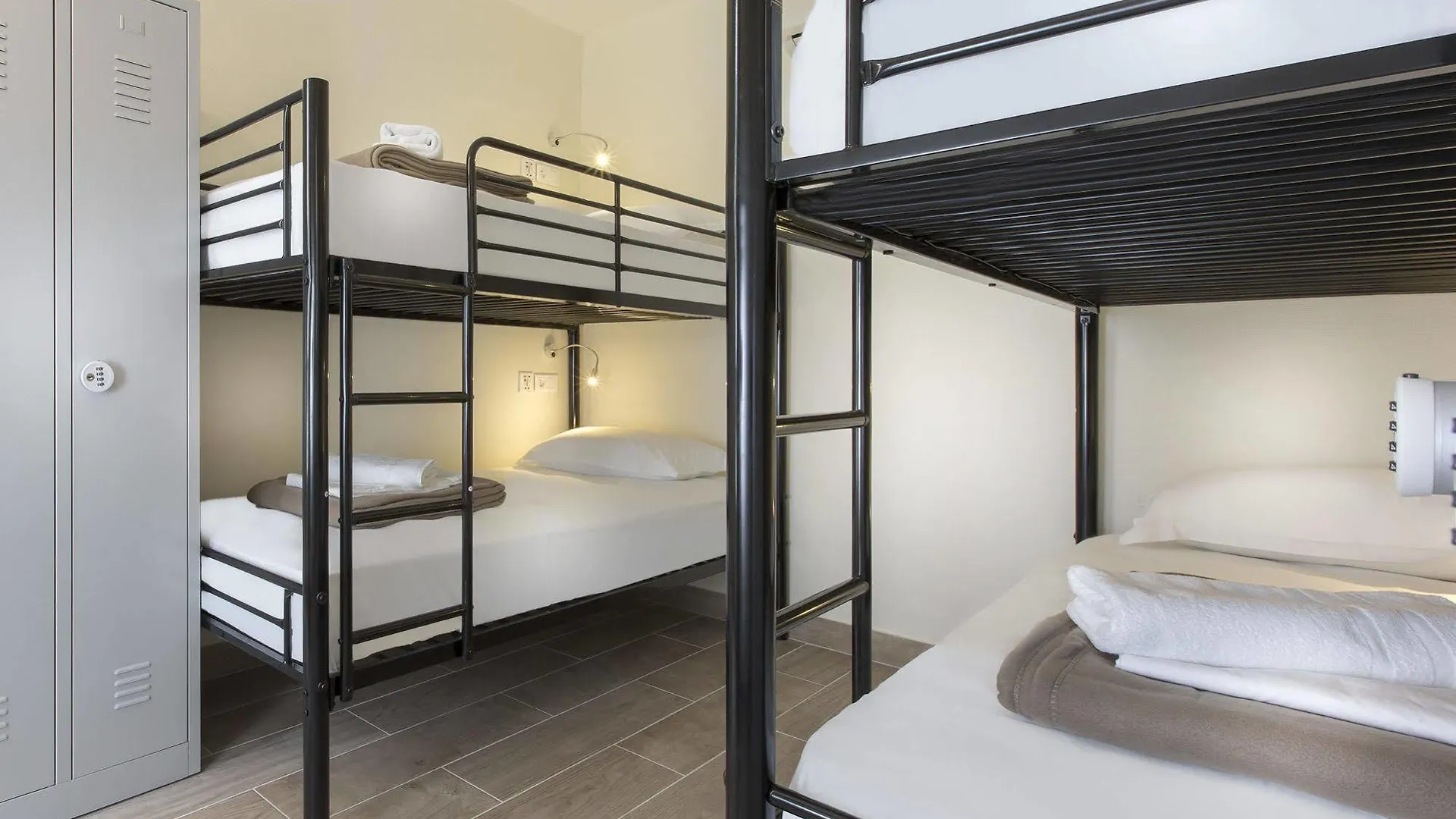 Enjoy Hostel Paris